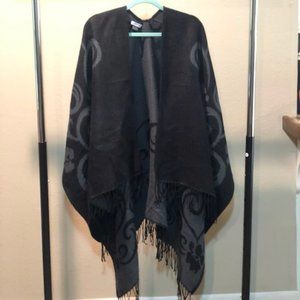 Just Jamie Black/Grey Poncho